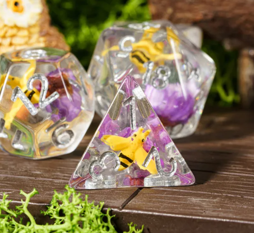 Bees Dice 7-Dice Set Pink w/ Yellow Bee Inside Dnd Dice Set (Online Only)