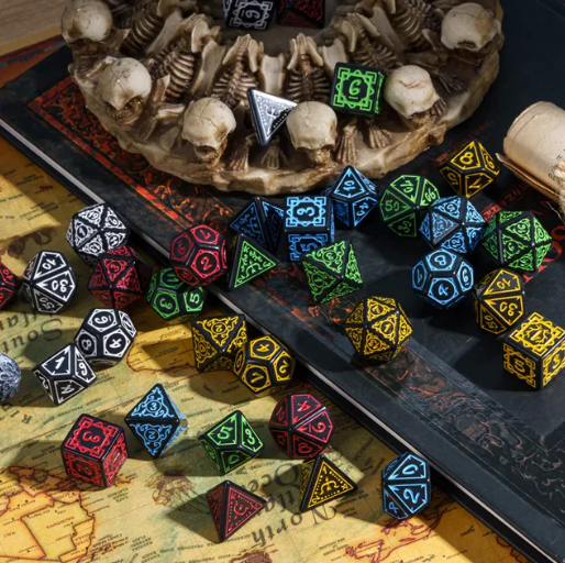 Red Druid Pattern 7-Dice Set DND RPG Dice Black Druid Dice Set (Online Only)