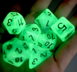 Emerald Blizzard: Green Snowflake D&D 7-Dice Set w/Snowflake Emblem (Online Only)