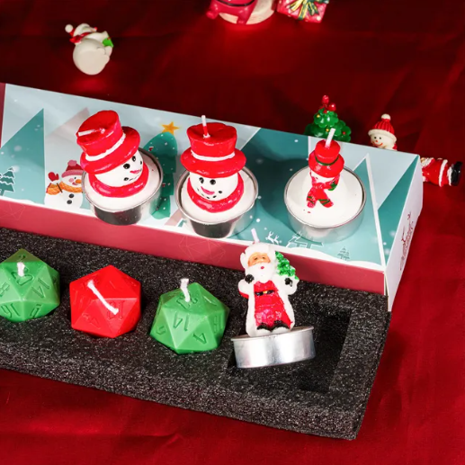 Christmas Dice Candles | 4x 30mm D20 Candles + 1 Mystery Christmas Themed Candle (Online Only)