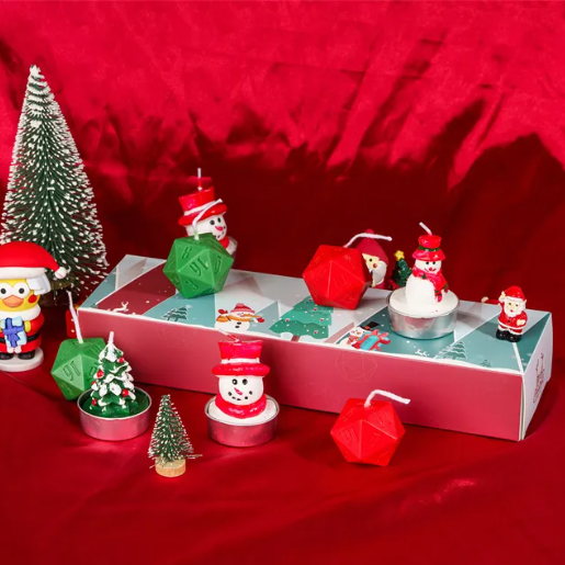 Christmas Dice Candles | 4x 30mm D20 Candles + 1 Mystery Christmas Themed Candle (Online Only)
