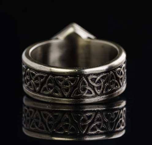 Dice Ring Silver Metal Triquetra | DND Convention Cosplay (Online Only)