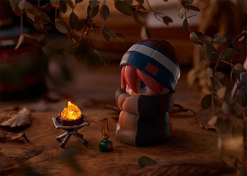 Laid-Back Camp Nendoroid 1623- DX Nadeshiko Kagamihara: Solo Camp Ver. DX Edition Figure (ONLINE ORDER ONLY)