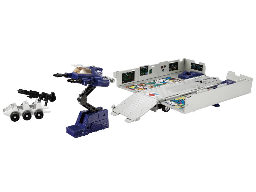 Transformers Missing Link C-01 Optimus Prime (ONLINE ORDER ONLY)