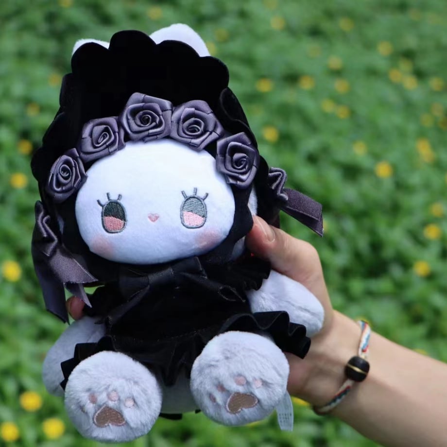 MJ Studio: Emma - Black Velvet Emma Plush Keychain (ONLINE ORDER ONLY)