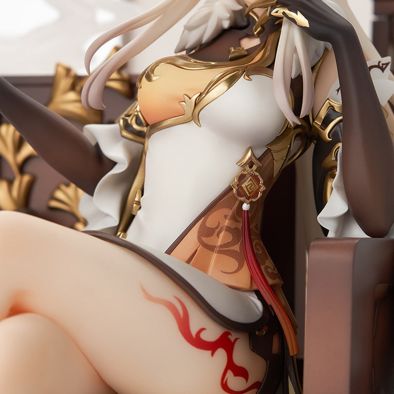 Ningguang Eclipsing Star Ver. 1/7 Static Figure (ONLINE ORDER ONLY)