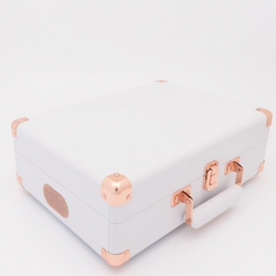 GPO Retro GPOSOHOWH SOHO Portable Briefcase Turntable - White (Large Item, Built-In Speakers, White) [Turntable] (ONLINE ORDER ONLY)