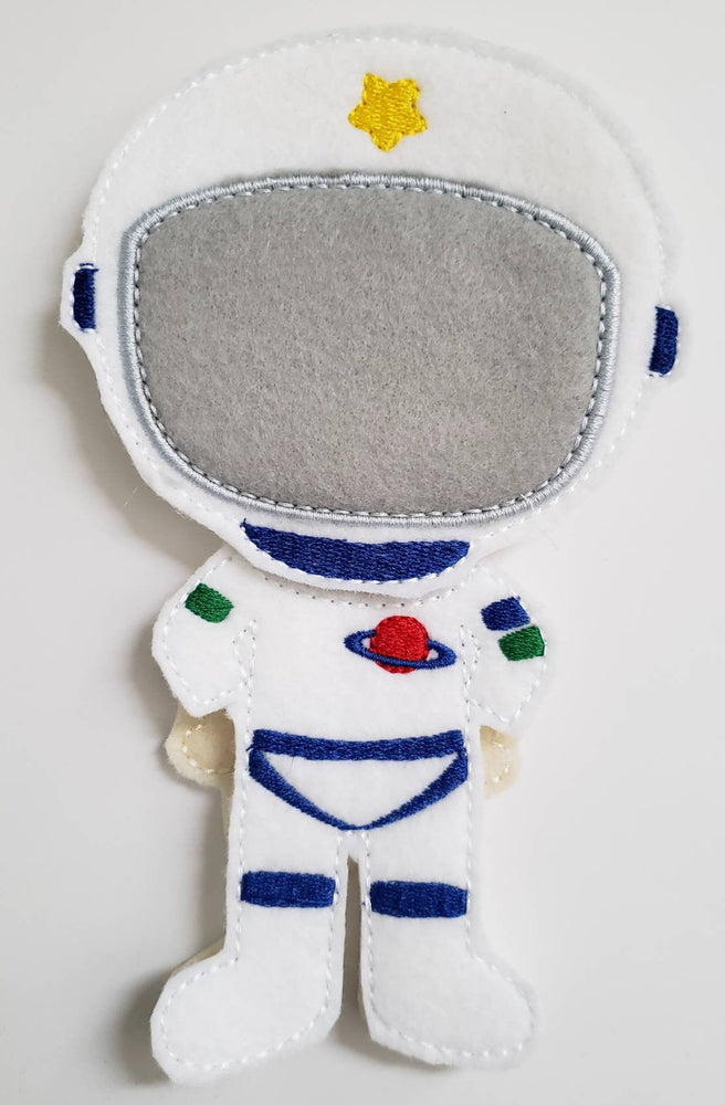 Astronaut boy felt paper doll - doll clothes storage - quiet activity page - busy book page (ONLINE ORDER ONLY)