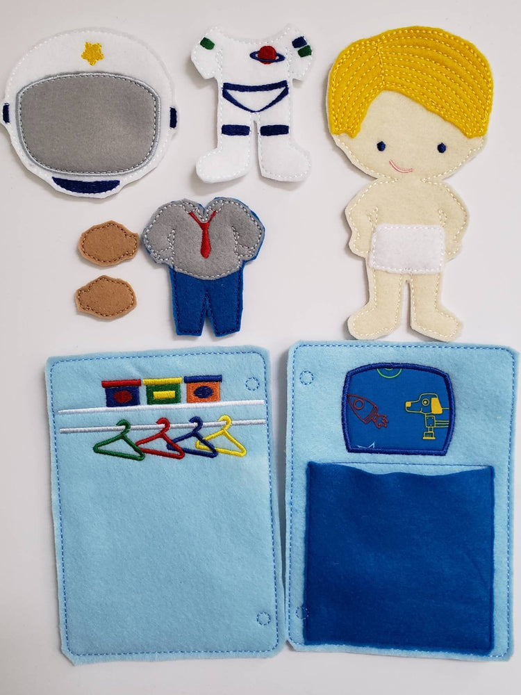 Astronaut boy felt paper doll - doll clothes storage - quiet activity page - busy book page (ONLINE ORDER ONLY)