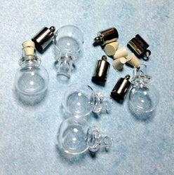 Handblown Round Glass Bottles - Glass Vials - With rubber corks and cap with loop - Gbottle-rbulb - Package of 5 Bottles (ONLINE ORDER ONLY)