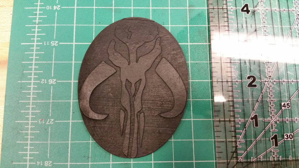 Mandalorian Kyr'bes Emblem (ONLINE ORDER ONLY)