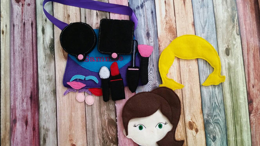 Make up Activity Bag - Doll make-up - play set - quiet activity - Busy Bag - Pretend Make-up - pretend play - personalized free - doll face (ONLINE ORDER ONLY)