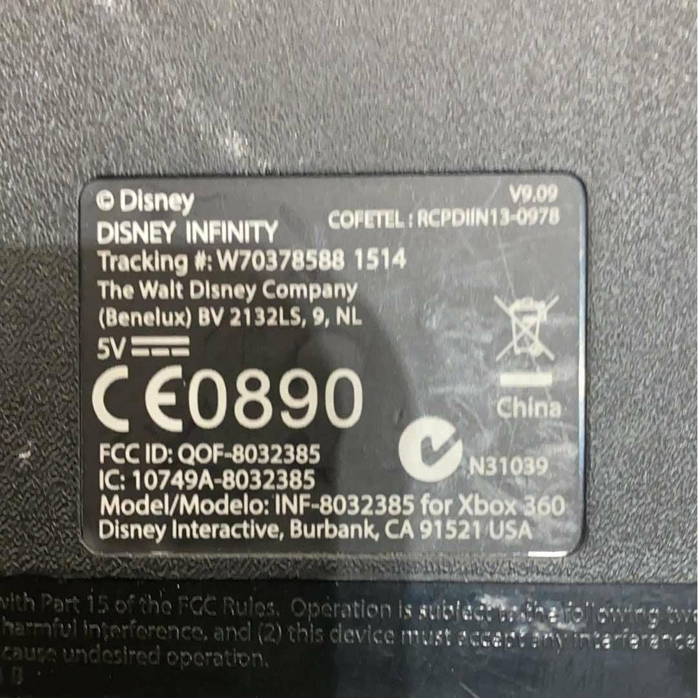 Disney Infinity Portal Base Pad - Xbox 360, PS3, PS4, PS5, Wii and Wii U Model 8032386 (Online Order Only)