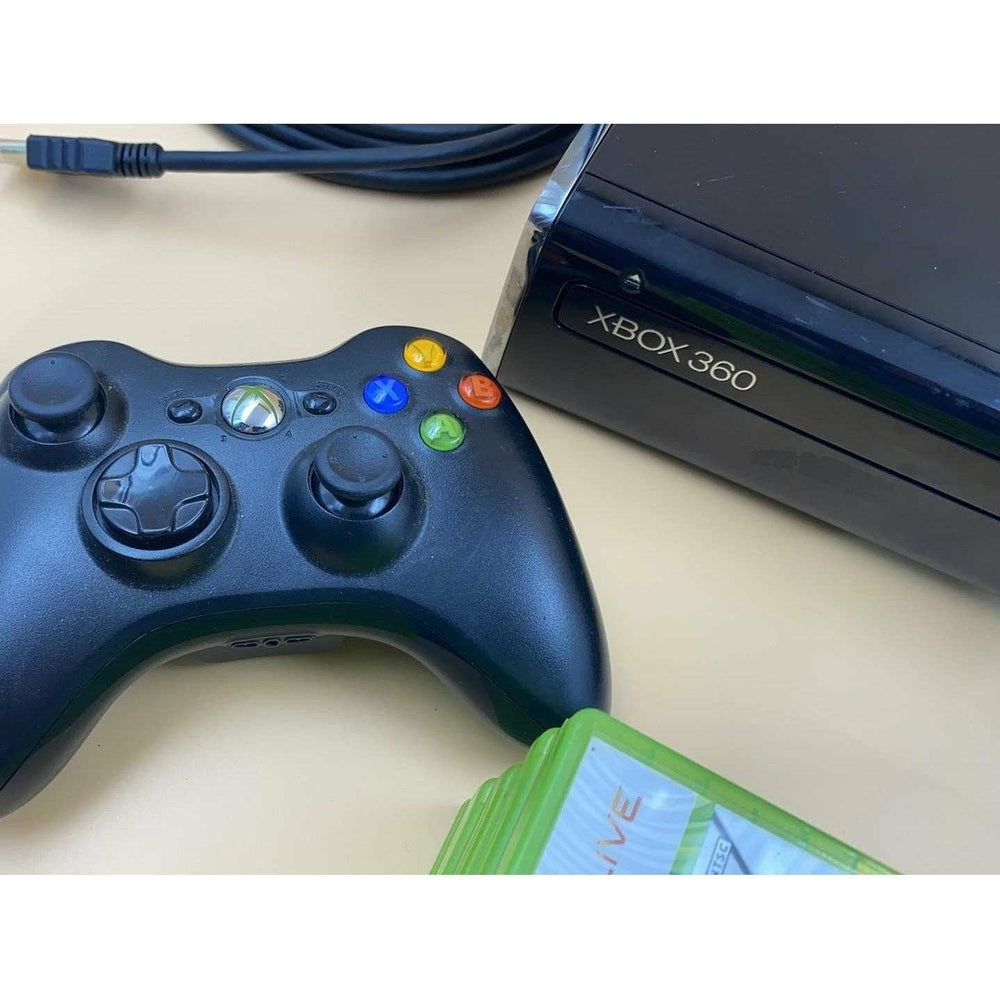 Microsoft Xbox 360 Kinect Bundle (Online Order Only)