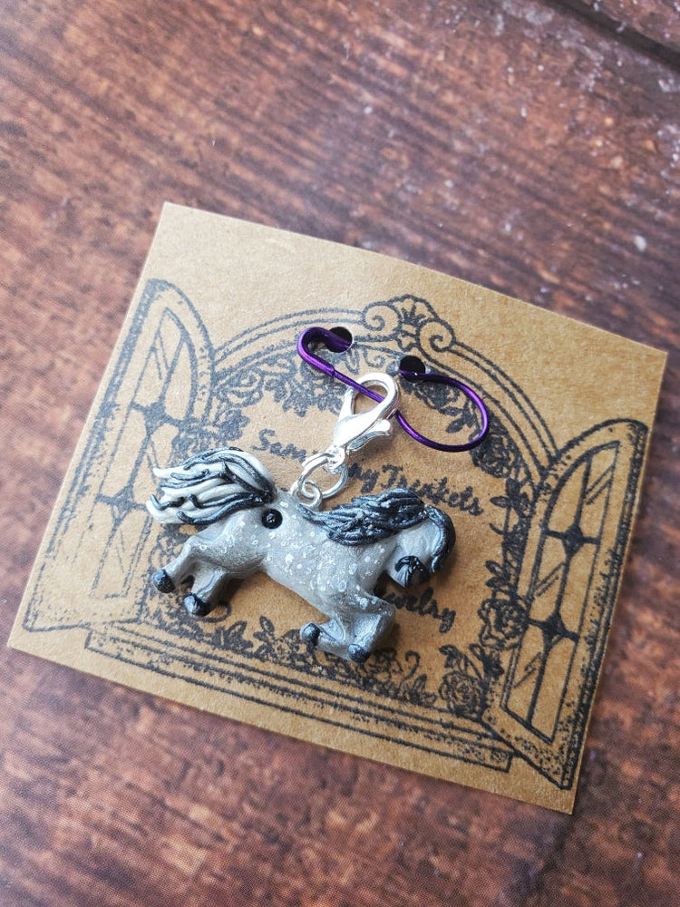 Gypsy Horse (ONLINE ORDER ONLY)