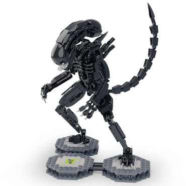 Aliens Xenomorph - Custom MOC made using LEGO parts (Online Order Only)
