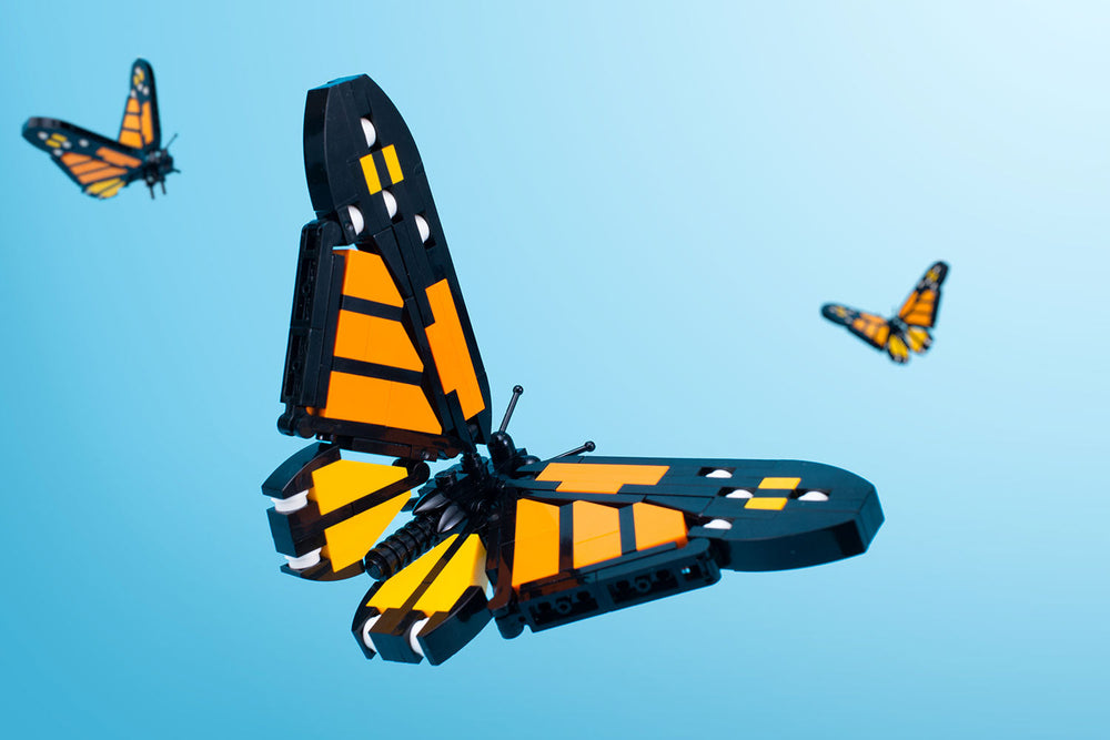 Monarch Butterfly - B3 Customs Building Set made using LEGO parts (Online Order Only)