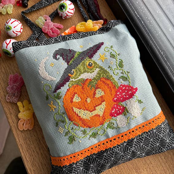 Love Poppet – Pumpkin Toad Cross Stitch Kit (ONLINE ORDER ONLY)