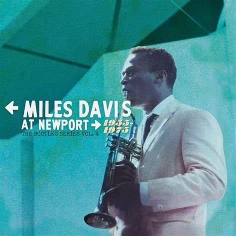 Miles At Newport 1955-1975 (The Bootleg Series Vol. 4) (Deluxe Edition, 180 Gram Black Vinyl Boxset) [Import] (8 Lp) [Vinyl] (ONLINE ORDER ONLY)