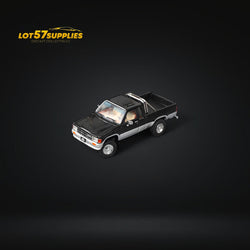 (Pre-Order) GCD Toyota Hilax SR5 in Black silver 1:64 KS-062-515 (ONLINE ORDER ONLY)