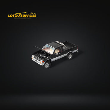 (Pre-Order) GCD Toyota Hilax SR5 in Black silver 1:64 KS-062-515 (ONLINE ORDER ONLY)