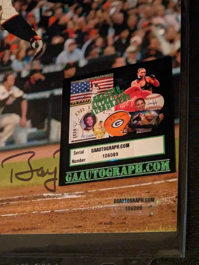 Barry Bonds autographed 8x10 photo with coa (Online Order Only)