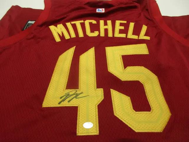Donovan Mitchell of the Cleveland Cavaliers signed autographed basketball jersey PAAS COA 562 (Online Order Only)