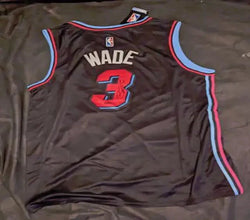 Dwayne Wade autogrpahed jersey with coa N (Online Order Only)