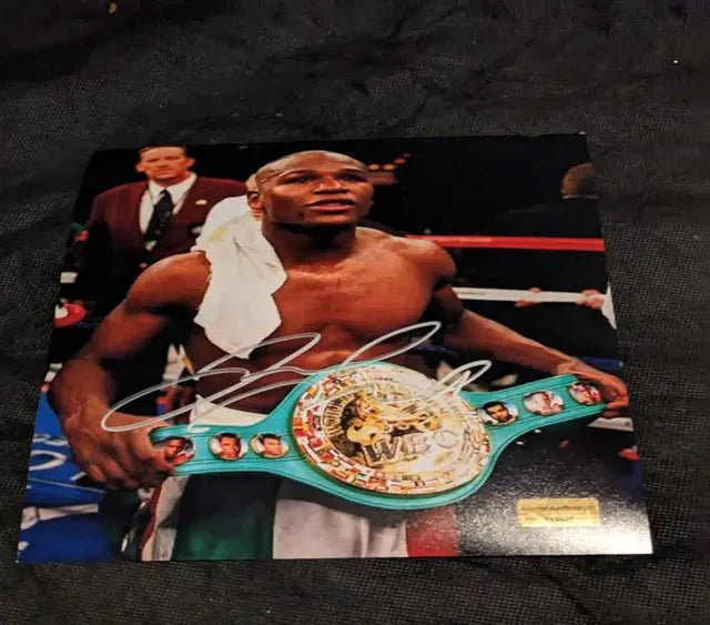 Floyd Mayweather autographed 8x10 photo with COA 115600 Champion Belt (Online Order Only)