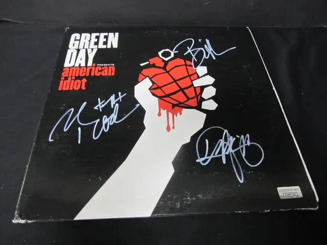 Green Day  "American Idiot" Record Signed by Tre Cool, Mike Dirnt, Joe Armstrong w COA 2365107 (Online Order Only)