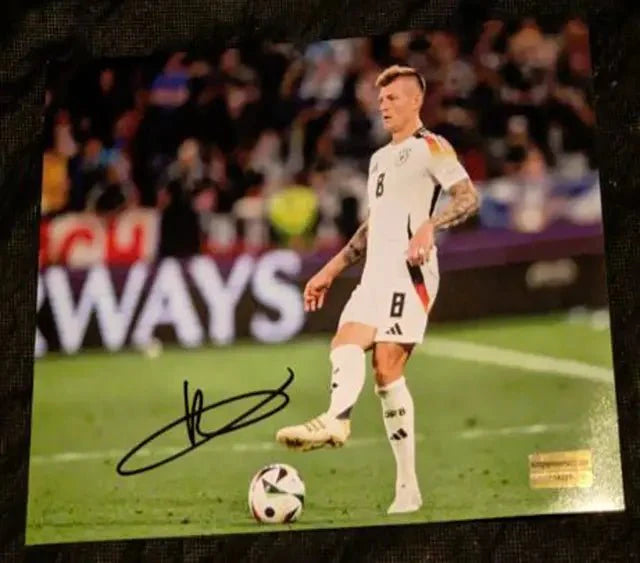 Toni Kroos Auto Signed 8x10 Photo with coa (Online Order Only)
