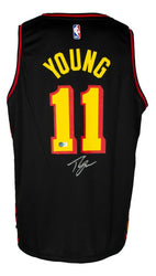 Trae Young Signed Hawks Fanatics Jersey (Beckett) Beckett Witnessed (Online Order Only)