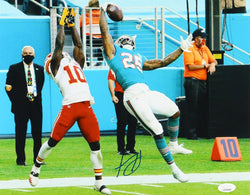 Xavien Howard Signed Dolphins 11x14 Photo (JSA) (Online Order Only)