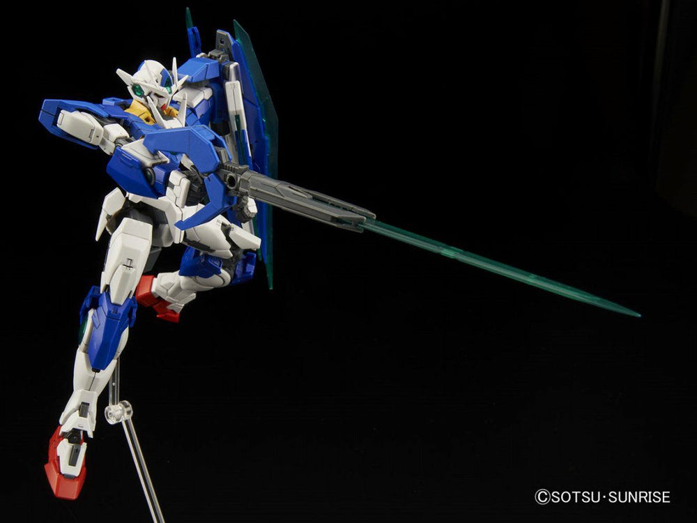 Bandai Hobby: Gundam 00 - RG 1/144 00 QAN[T] Model Kit #21 (ONLINE ORDER ONLY)