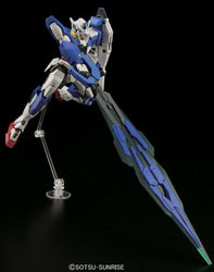 Bandai Hobby: Gundam 00 - RG 1/144 00 QAN[T] Model Kit #21 (ONLINE ORDER ONLY)