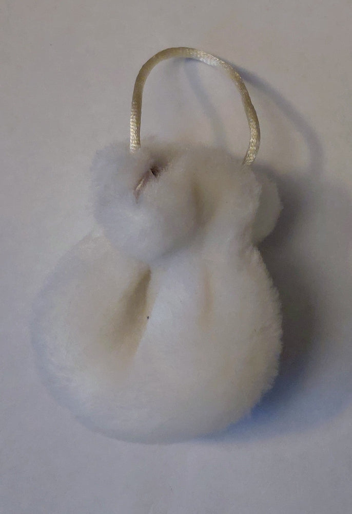 American Girl Doll Accessory - White Fur Purse (ONLINE ORDER ONLY)