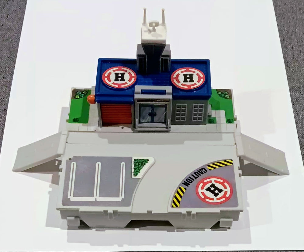 Micro Machines Travel City Playset - Heliport (ONLINE ORDER ONLY)