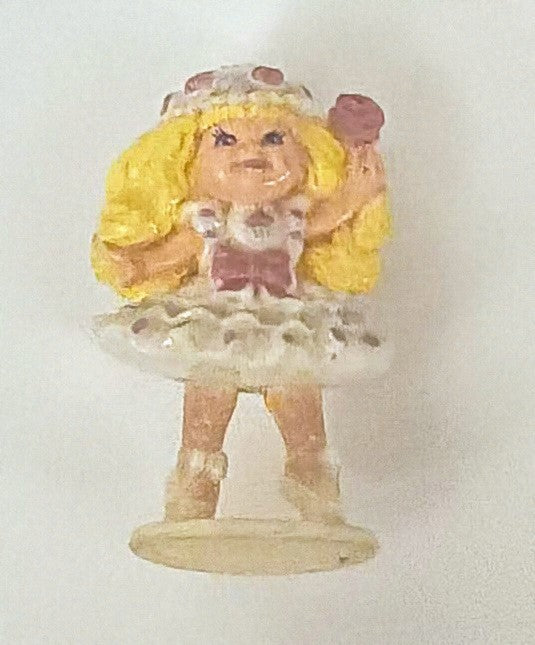 Cherry Merry Muffin PVC figure - Lily Vanilly (ONLINE ORDER ONLY)