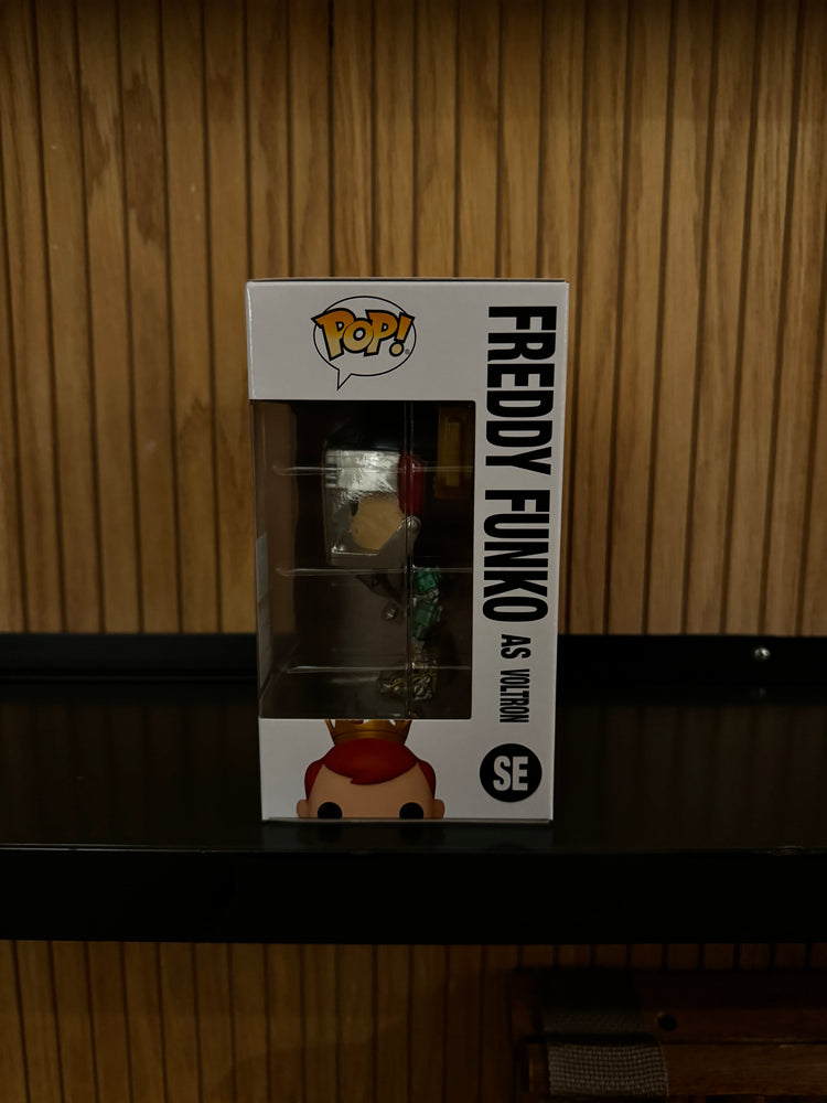 Funko Fundays Experience 2025: Pop! Originals Freddy Funko as Voltron (Metallic) LE2000 (Online Order Only)