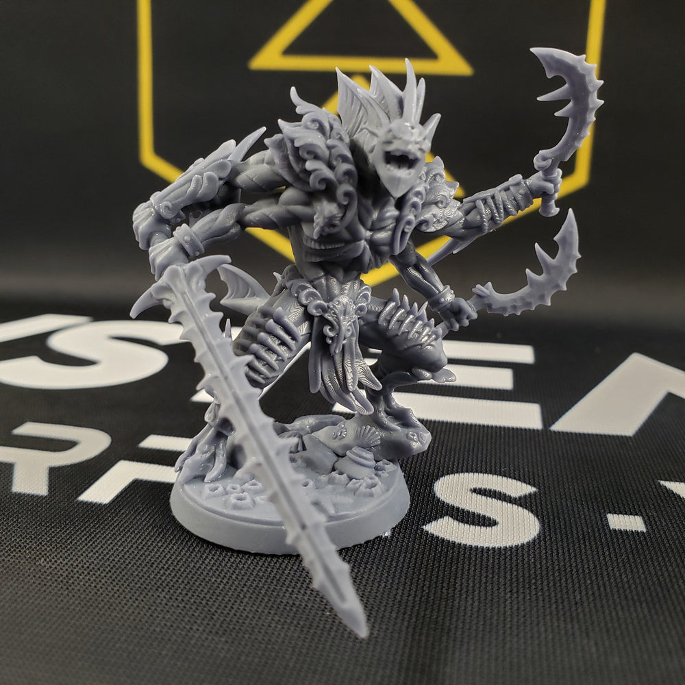 Makakuna, Tide Champion (Male Merfolk Fighter) (Online Only)