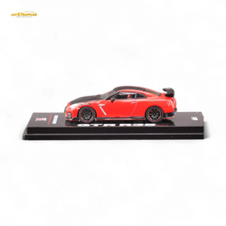 Inno64 NISSAN GT-R (R35) NISMO Red 1:64 (ONLINE ORDER ONLY)