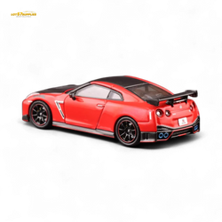 Inno64 NISSAN GT-R (R35) NISMO Red 1:64 (ONLINE ORDER ONLY)