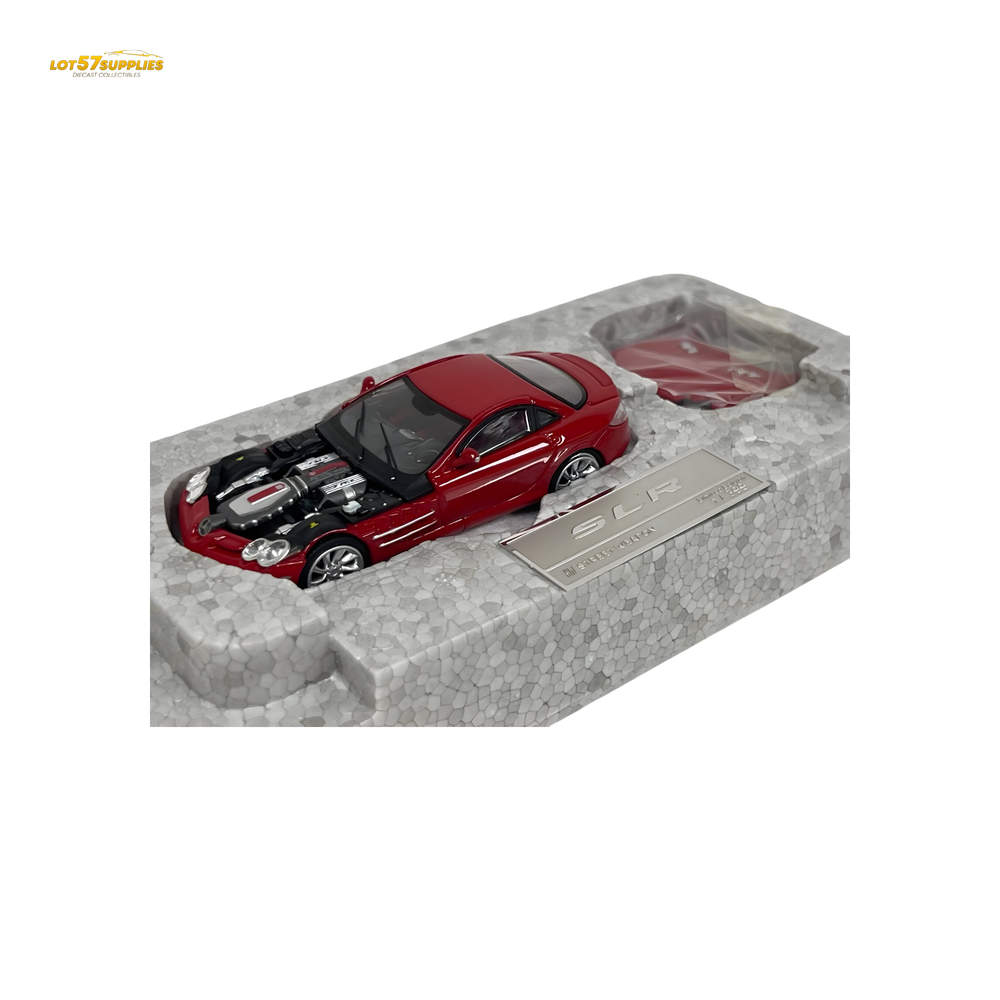 Street Weapon Mercedes Benz McLaren SLR in Red With Detachable Hood 1:64 (ONLINE ORDER ONLY)