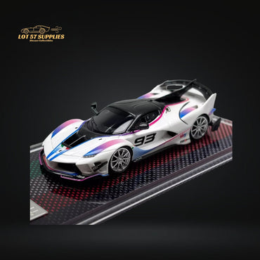 U2 FXX-K Evo White #93 Resin Limited Edition 1:64 (ONLINE ORDER ONLY)