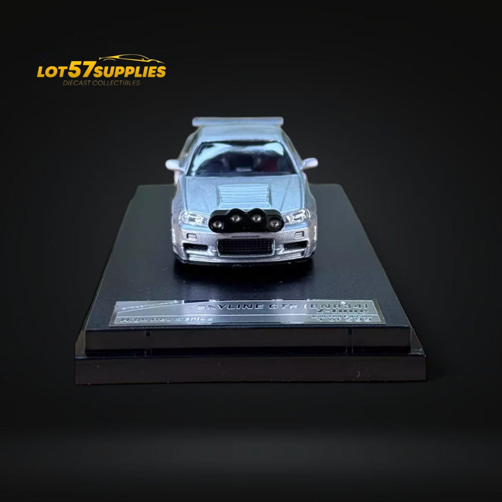 Street Weapon Nissan (R34) GT-R in Silver Snow Drift 1:64 (ONLINE ORDER ONLY)