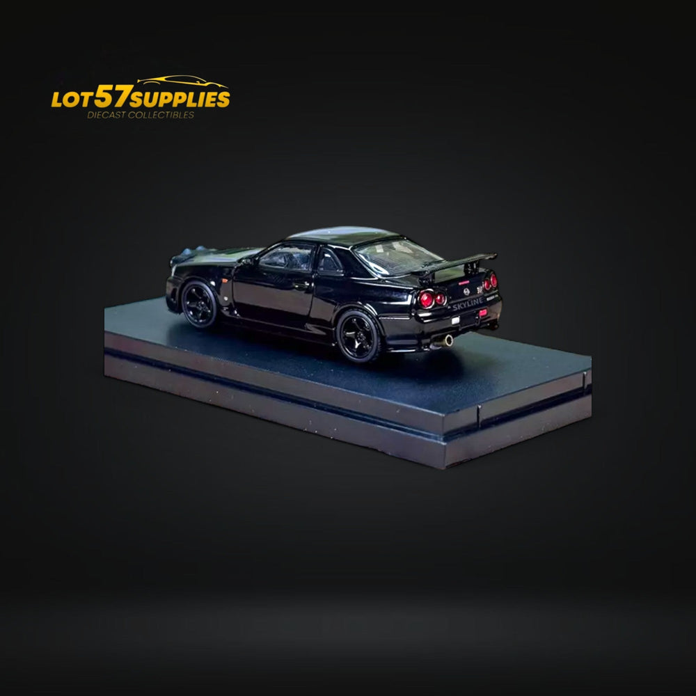 Street Weapon Nissan (R34) GT-R in Black Snow Drift 1:64 (ONLINE ORDER ONLY)