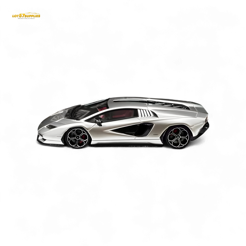 Fuelme Model NEO COUNTACH LPI 800-4 ARGENTO LUNA 1:64 Resin (ONLINE ORDER ONLY)