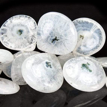 Solar Quartz Plain Hearts (ONLINE ORDER ONLY)