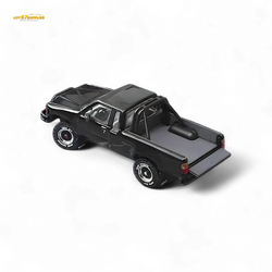 GCD Toyota Hilux SR5 Black 1:64