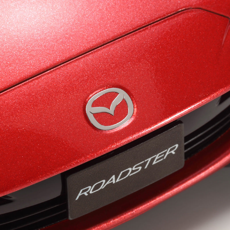 Tamiya 1/24 Mazda MX-5 Plastic Model Kit (ONLINE ORDER ONLY)